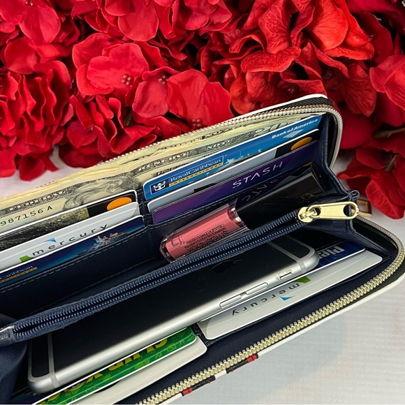 Harley Quinn Suicide Squad Property of the Joker White Clutch Purse - Picture 10 of 16